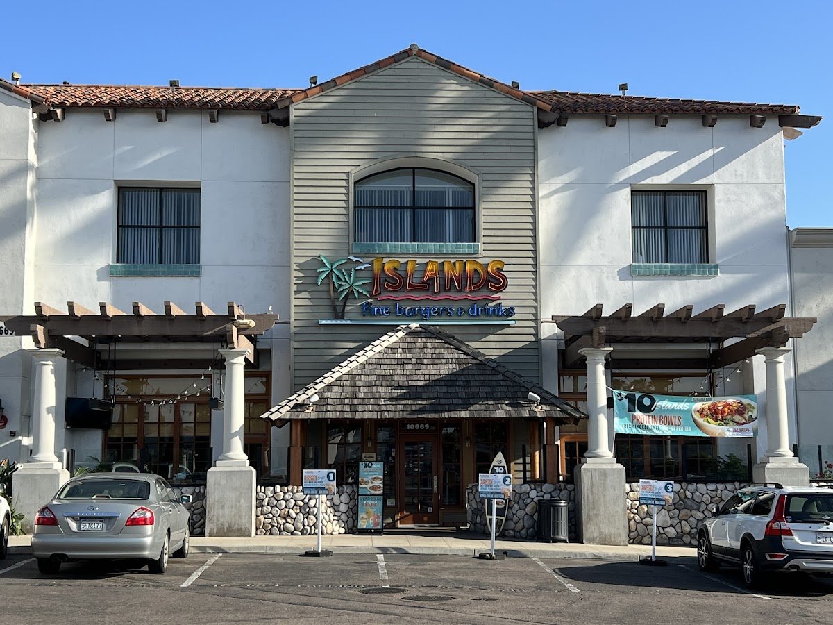 Islands Restaurant Mira Mesa - Photo 2