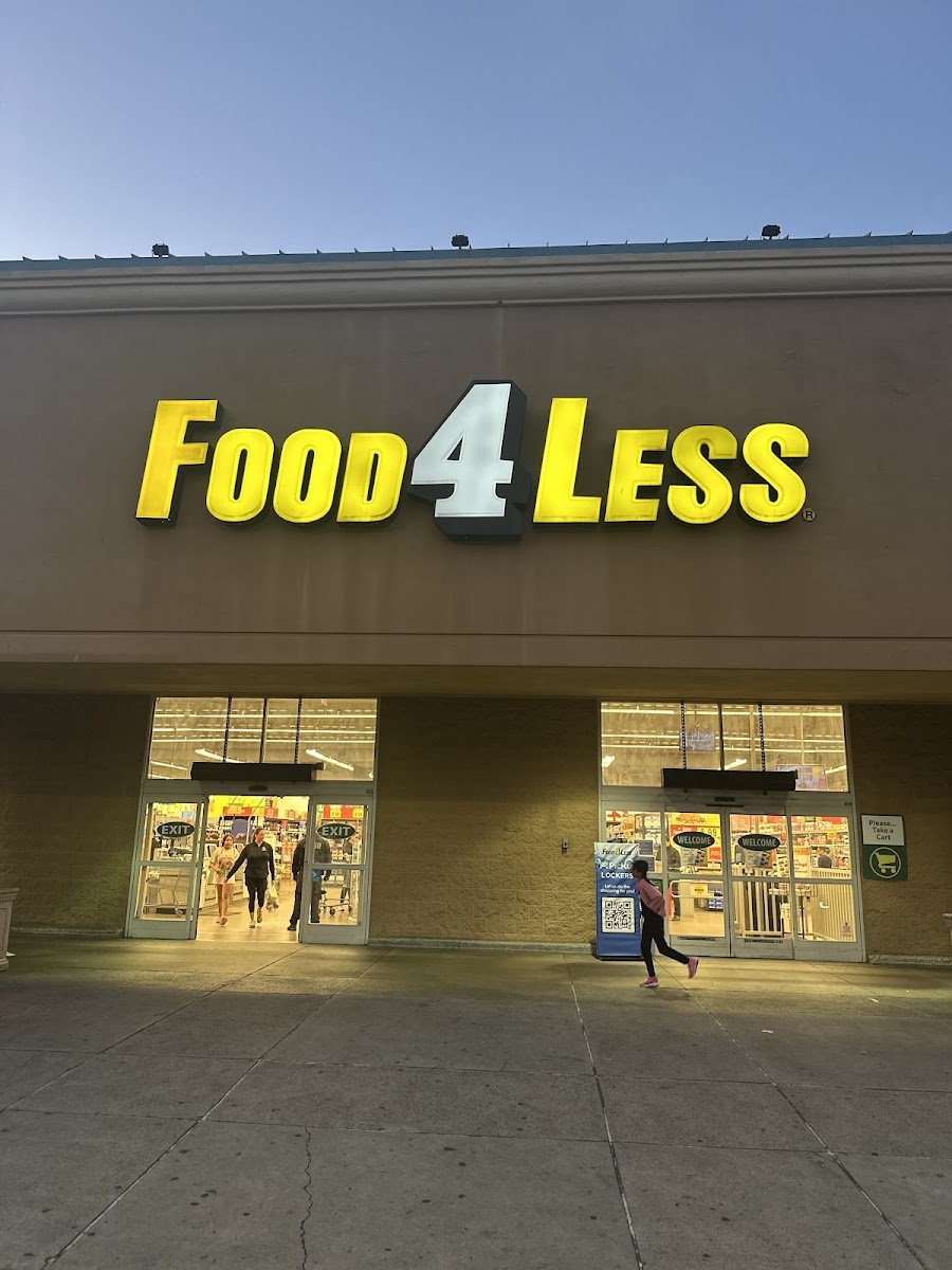 Food 4 Less - Photo 5