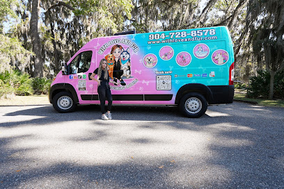 With Love and Fur Pet Grooming Mobile in Jacksonville