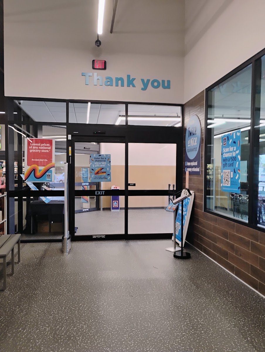 ALDI - Photo 2