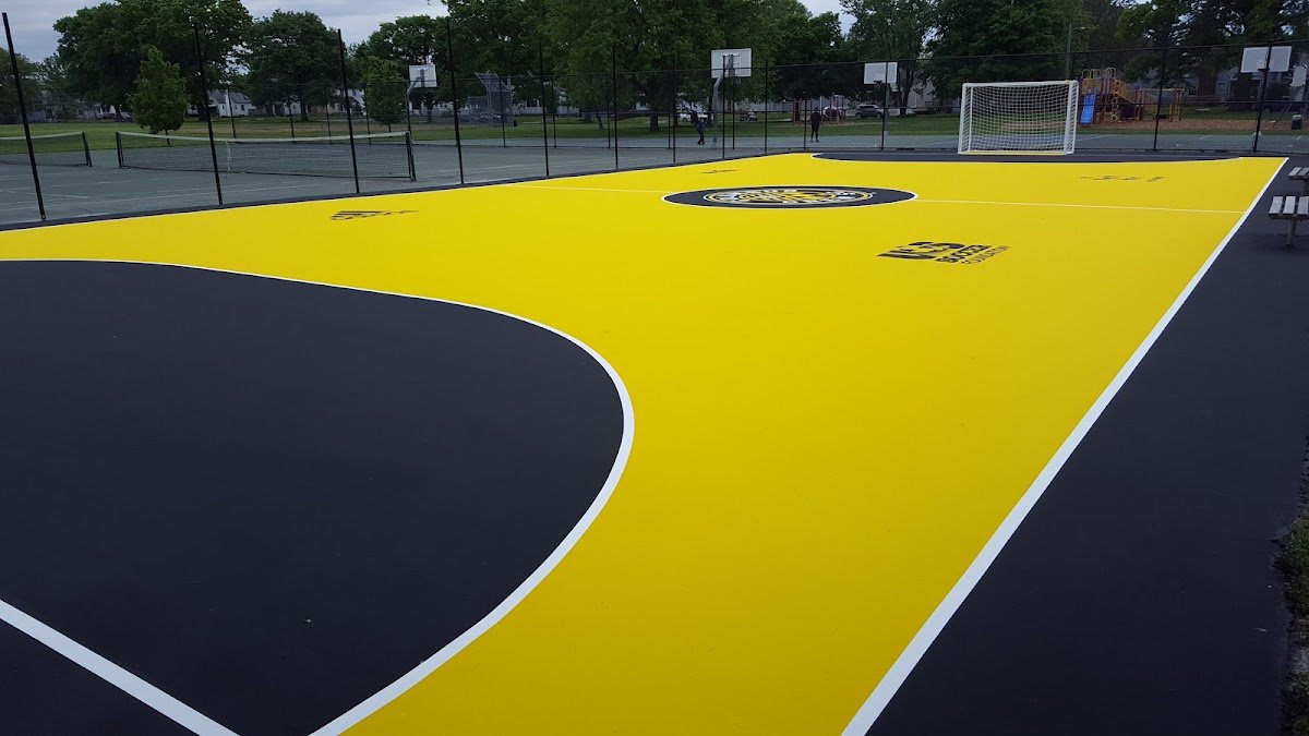 Linden Park - Photo 2