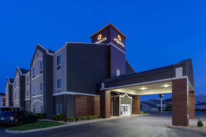 La Quinta Inn & Suites by Wyndham Columbus West - Hilliard - Pet Shop in Columbus