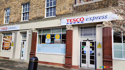 Tesco Express - Pet Shop in London