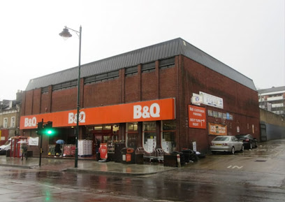 TradePoint West Norwood - Pet Shop in London