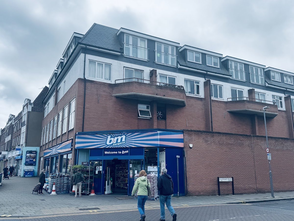 B&M Store - Photo 2