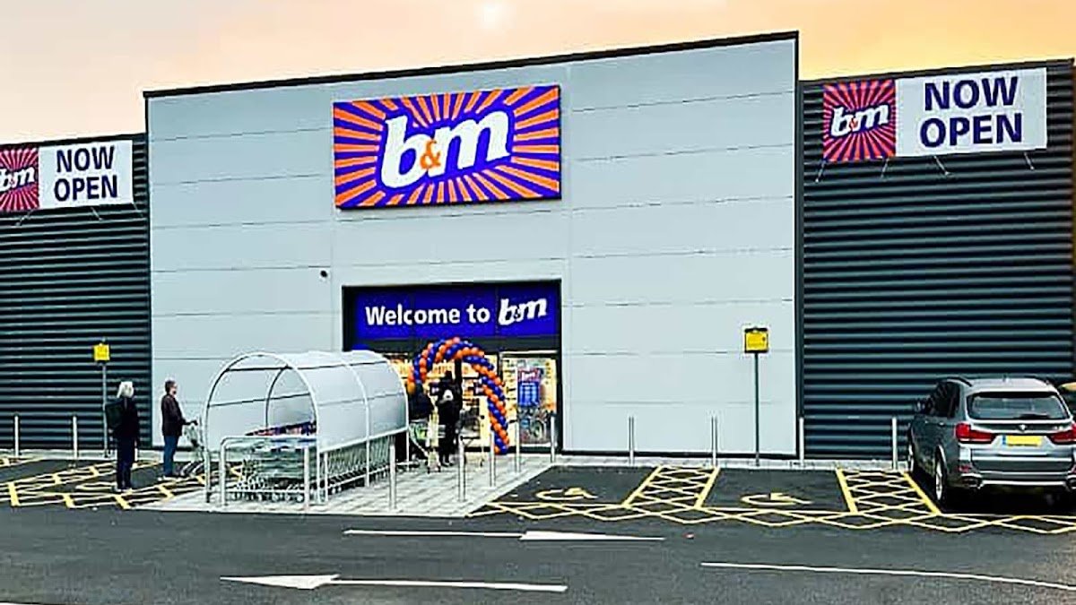 B&M Store - Photo 2