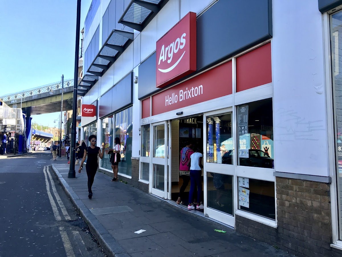 Brixton Argos - Photo 2
