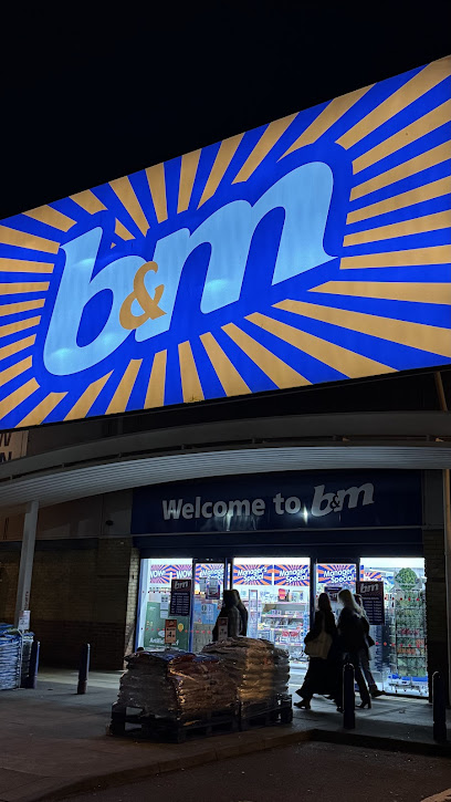 B&M Store