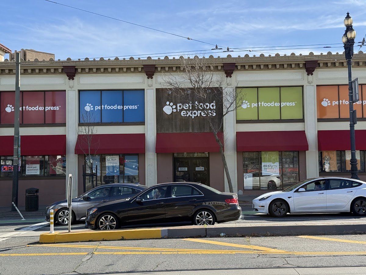 Pet Food Express - Photo 2