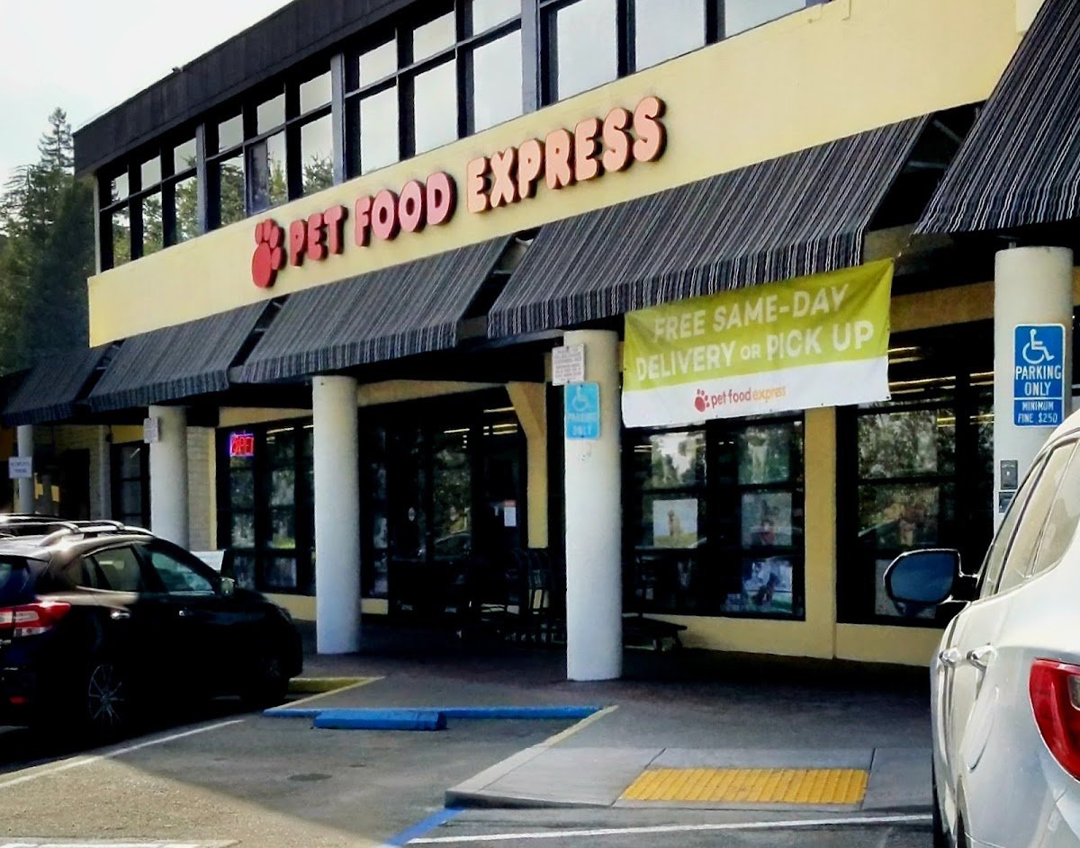 Pet Food Express - Photo 2