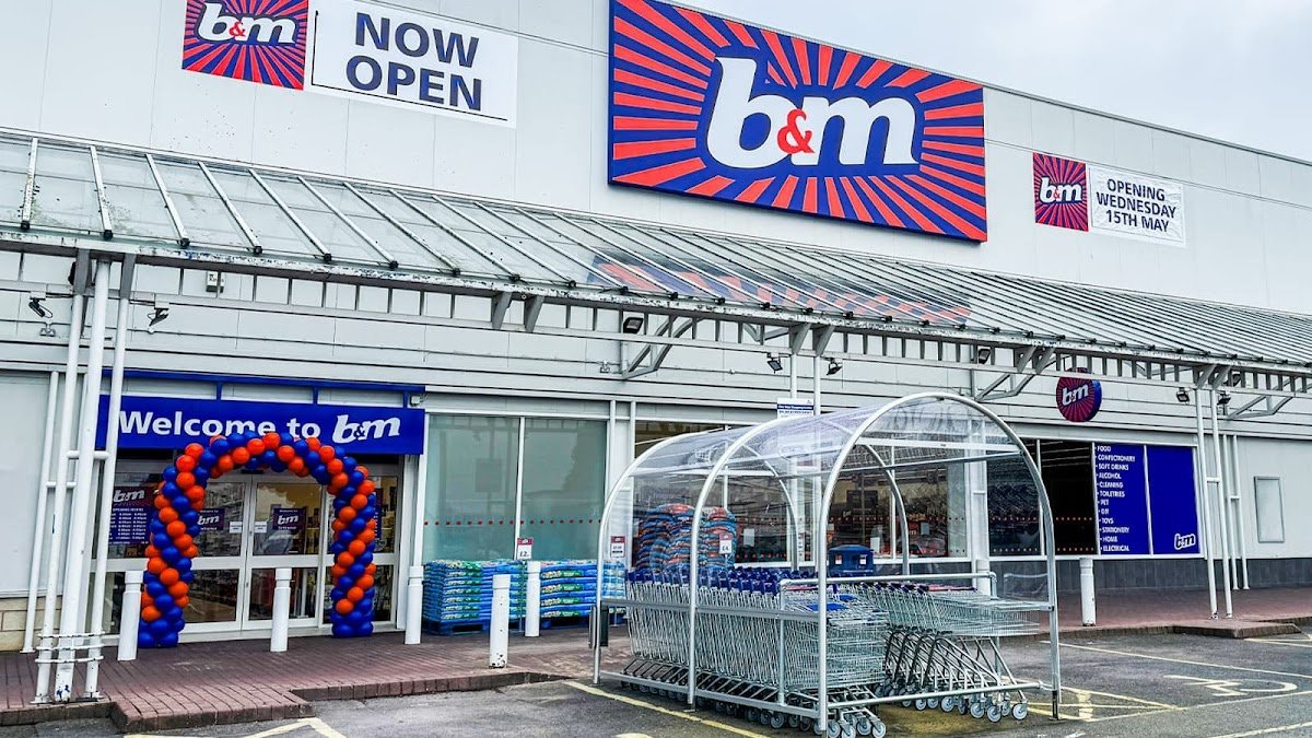 B&M Store - Photo 2