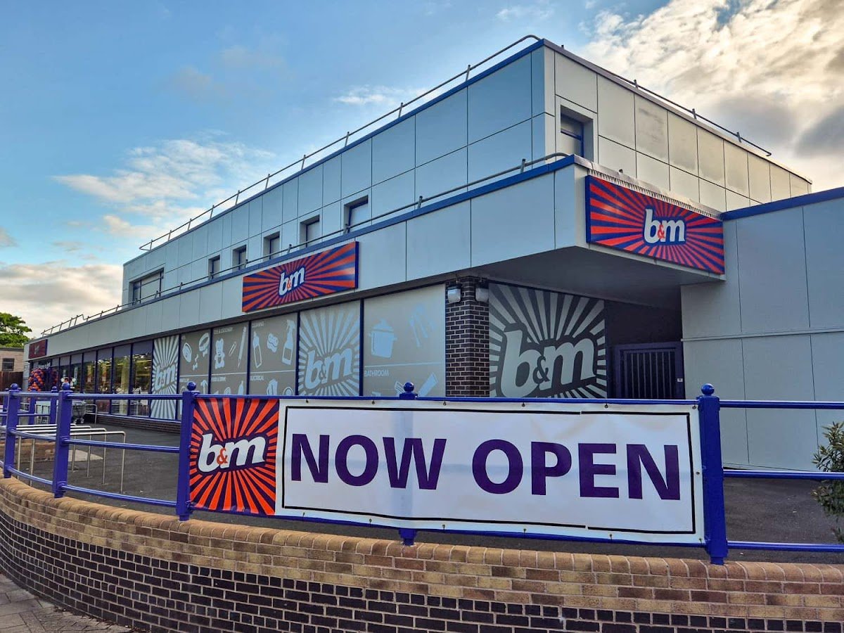 B&M Store - Photo 2