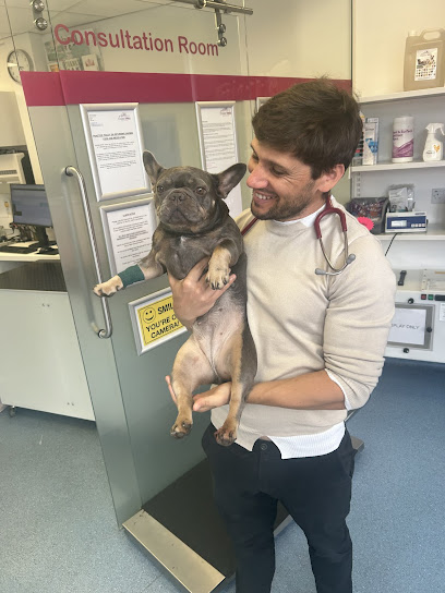 Essex Vets Rainham - Pet Shop in London