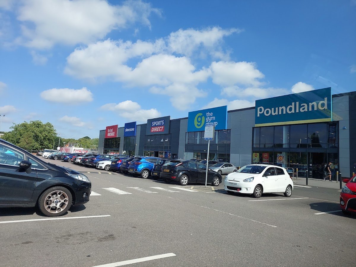 Battery Retail Park - Photo 3