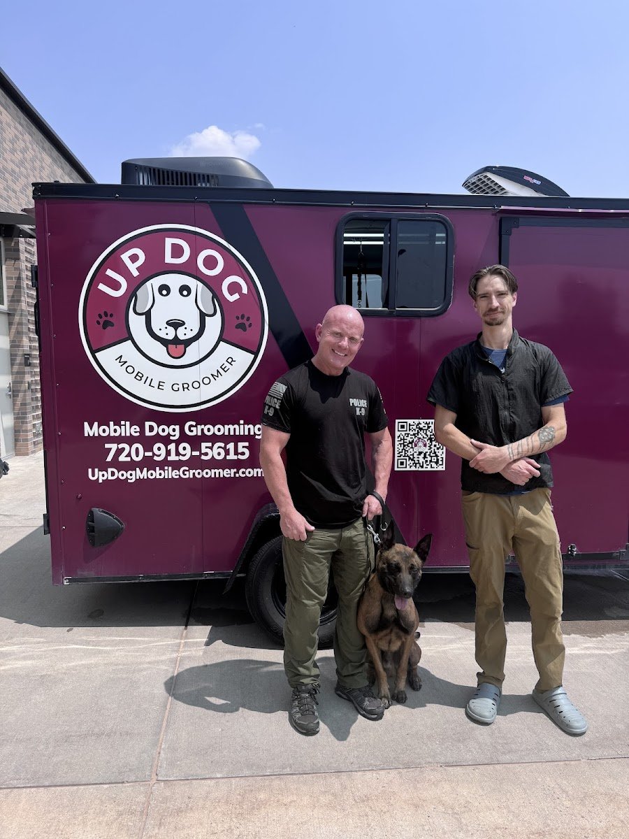 UpDog Mobile Groomer - Photo 2