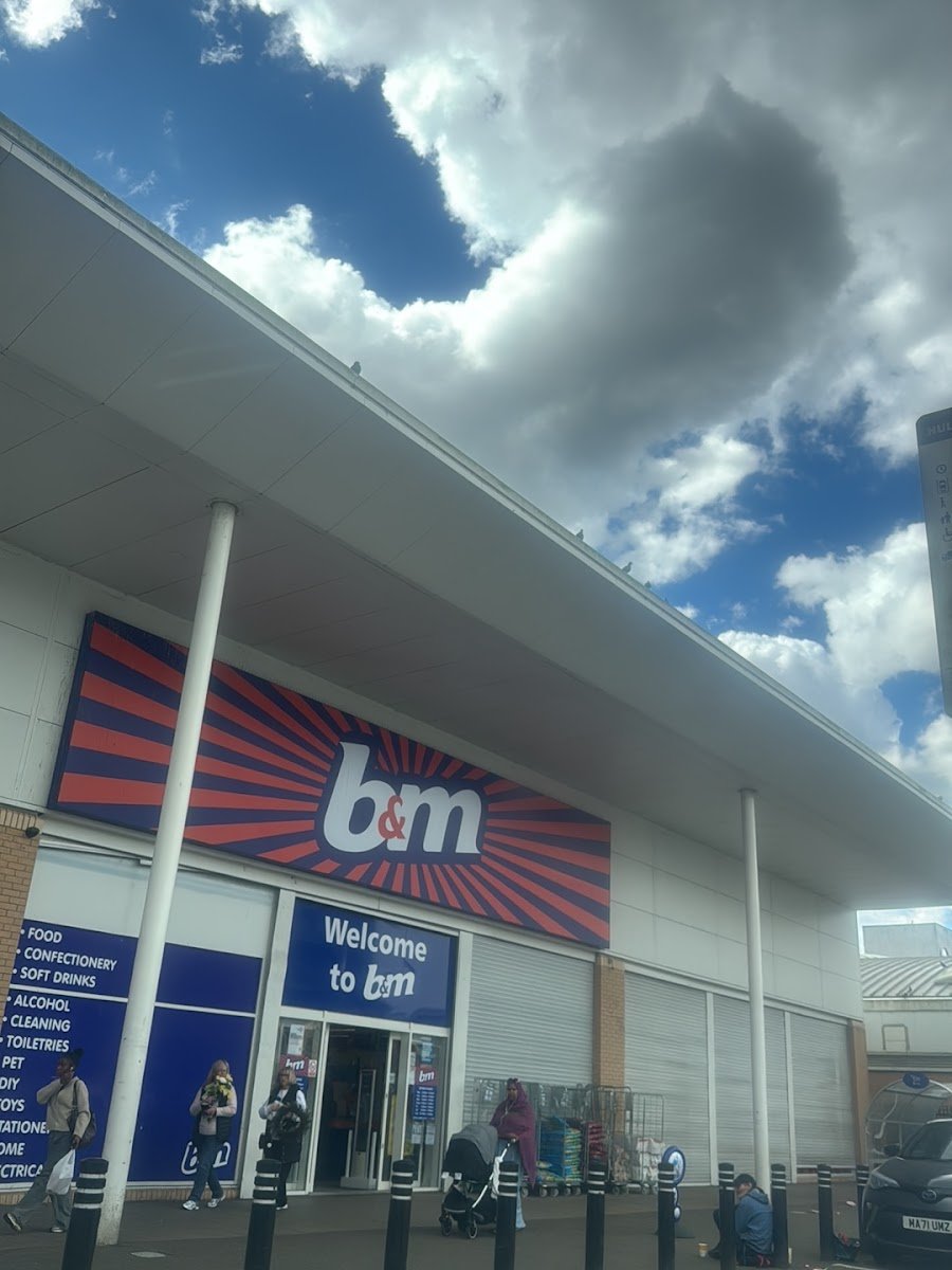 B&M Store - Photo 2