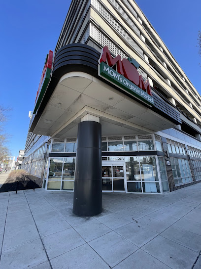 MOM's Organic Market