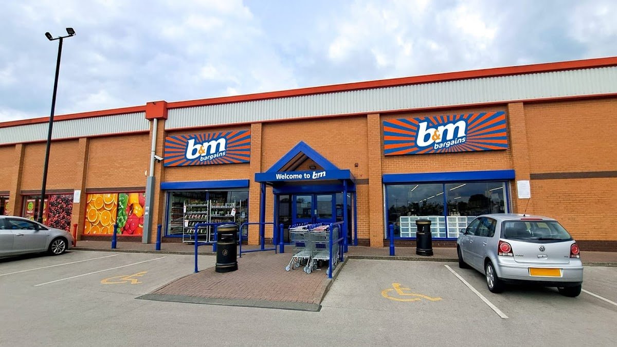 B&M Store - Photo 2
