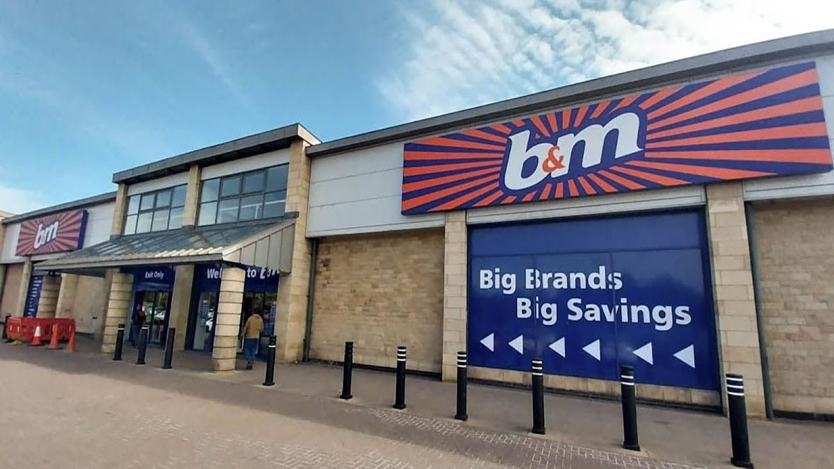 B&M Store - Photo 2