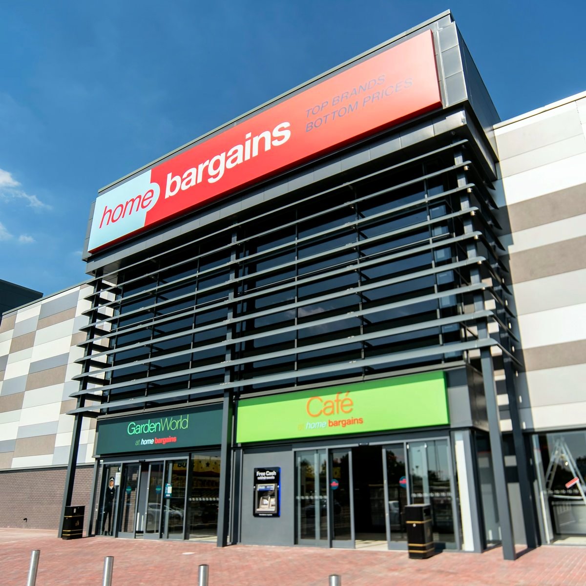 Home Bargains - Photo 3
