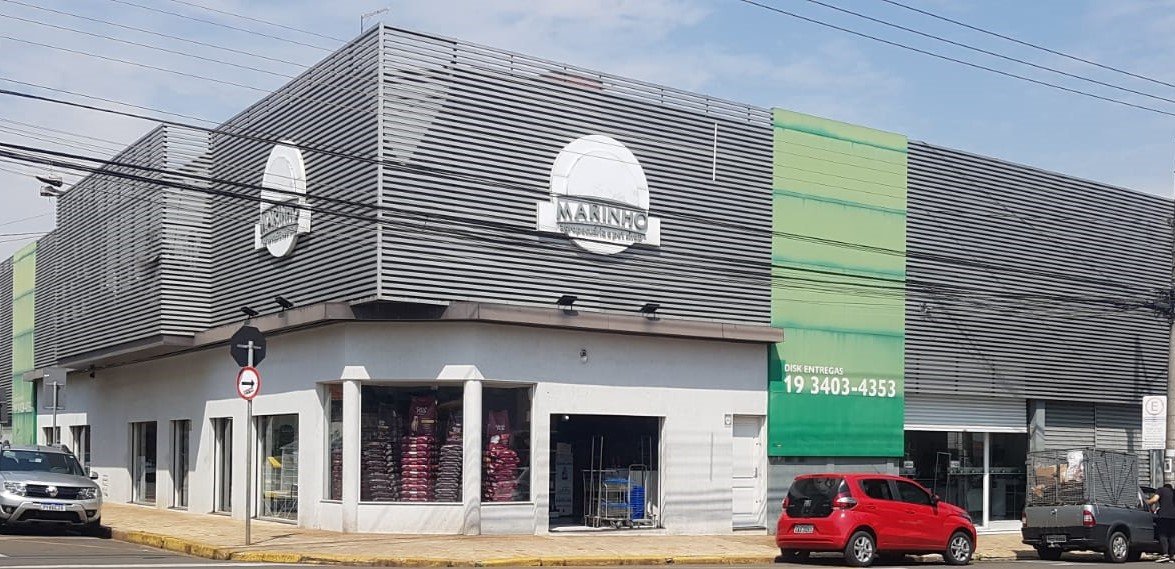 PET SHOP MURO VERMELHO - ME