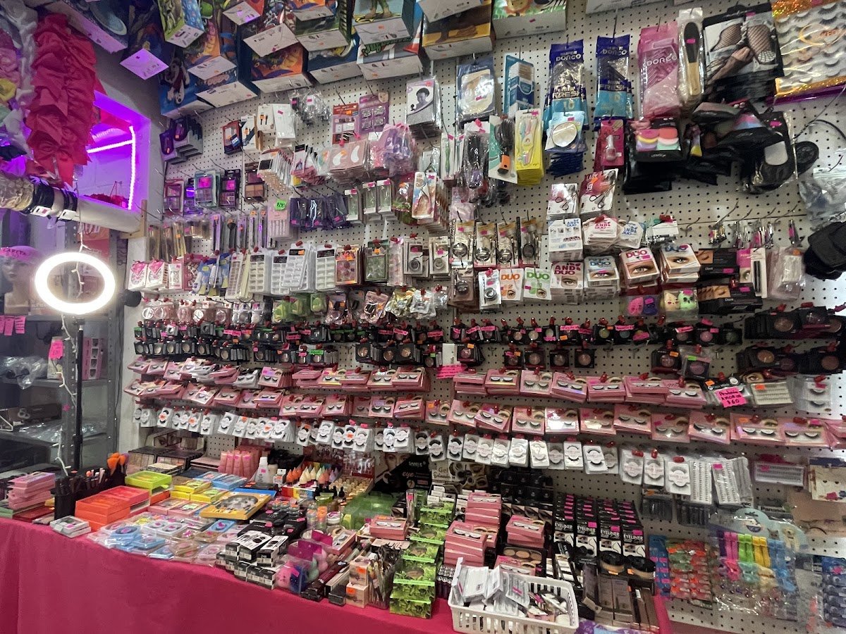 Supermercado González - Photo 3