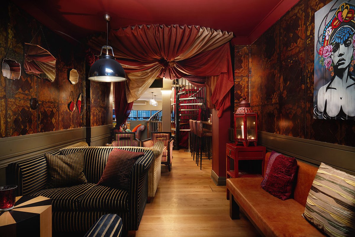 The Berkeley Square Hotel - Photo 3