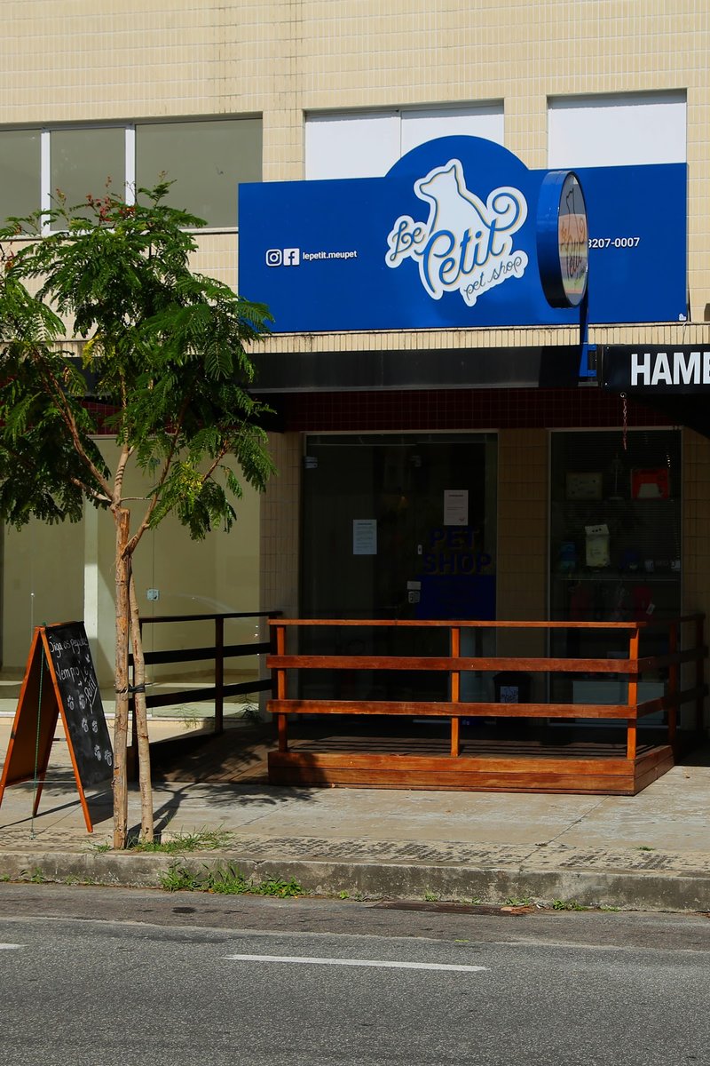 Pet Shop Lepetit