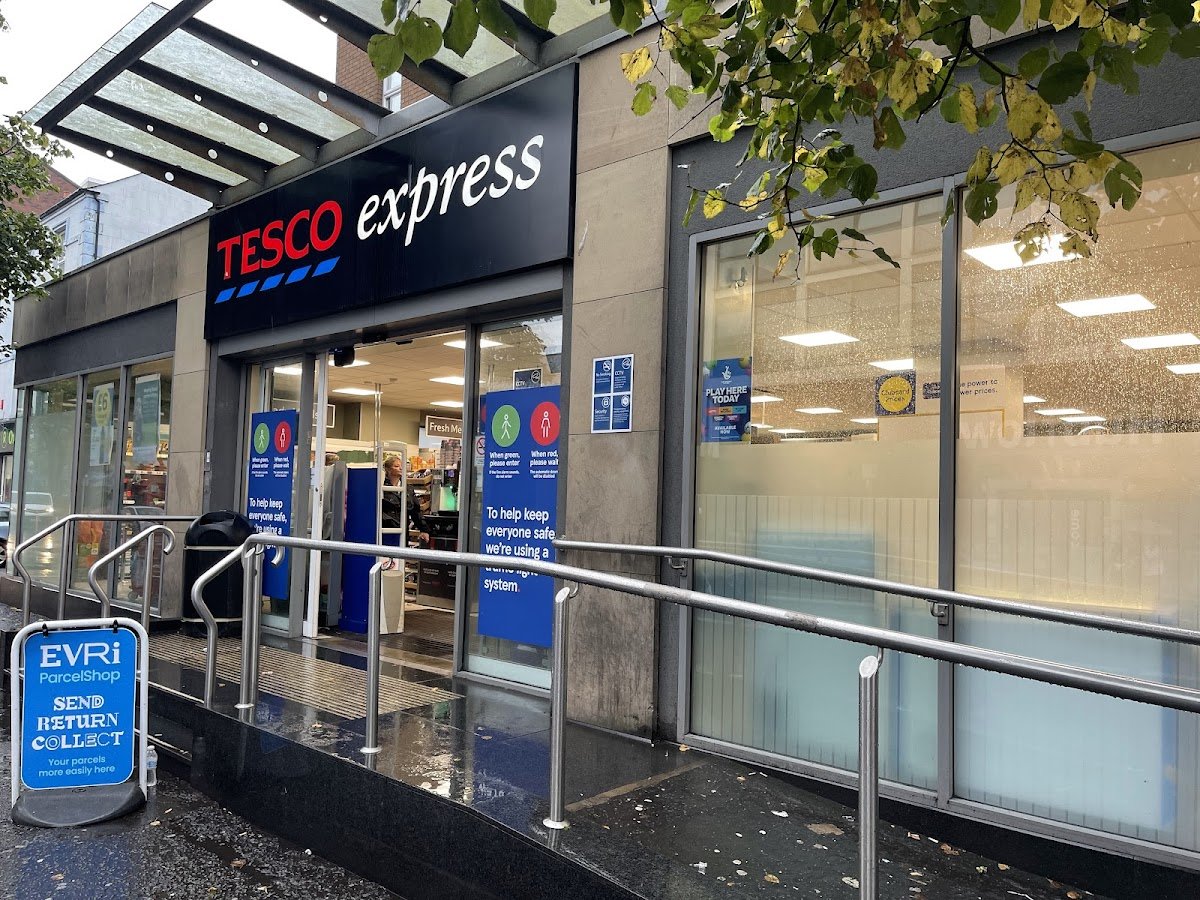 Tesco Express - Photo 2