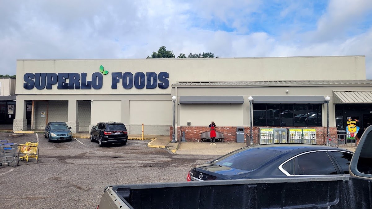 Superlo Foods - Photo 2