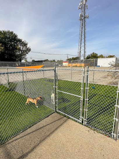 Feeders Pet Supply Boarding & Daycare