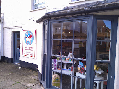 Barking Mad Pet Supplies - Belle's Bubbles Dog grooming - Bertie's luxury dog boarding - Pet Shop in Reading