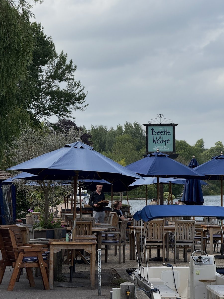 The Swan at Streatley - Photo 4