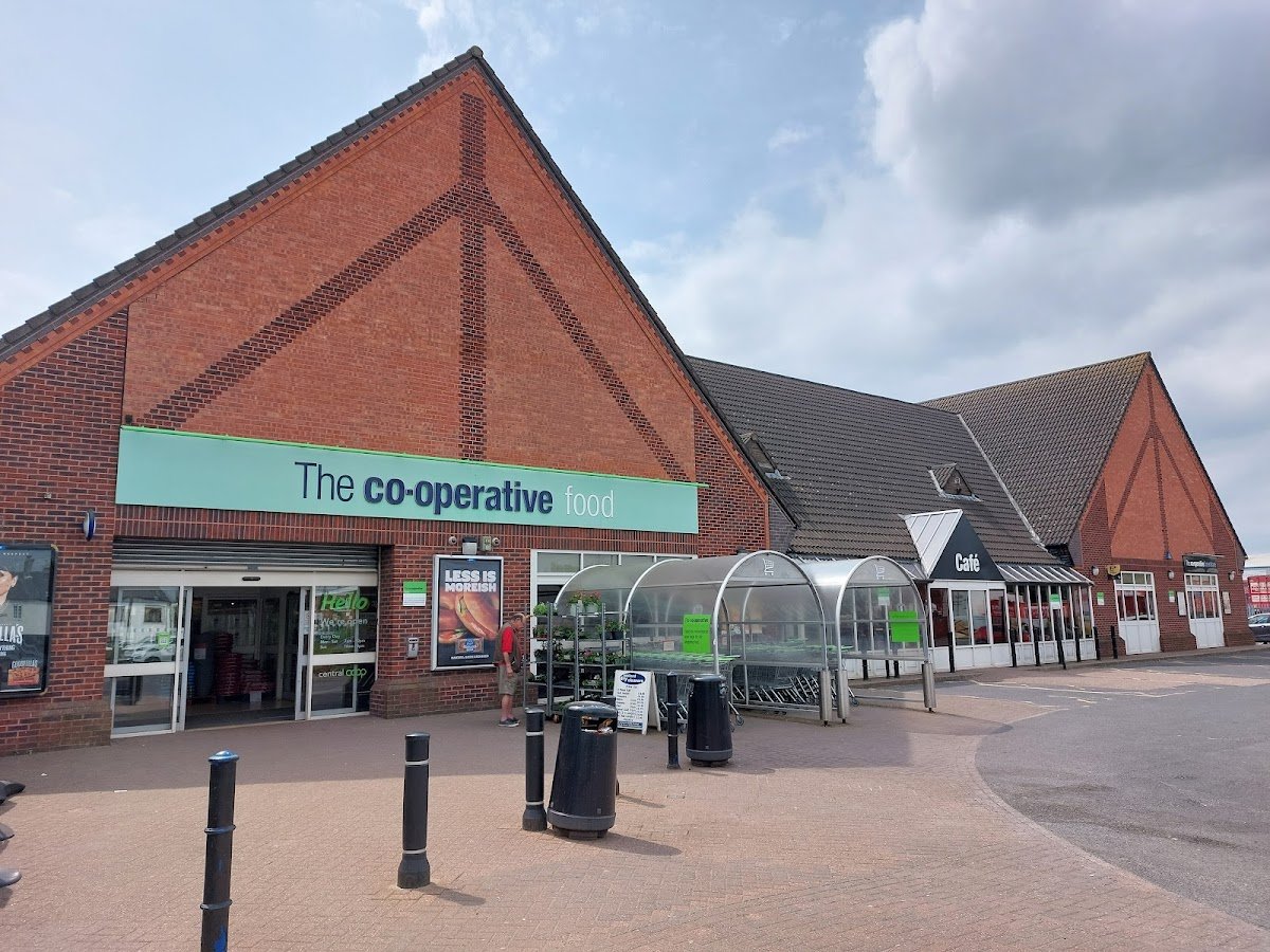 Central Co-op Food & Cafe - Castle Donington - Photo 2