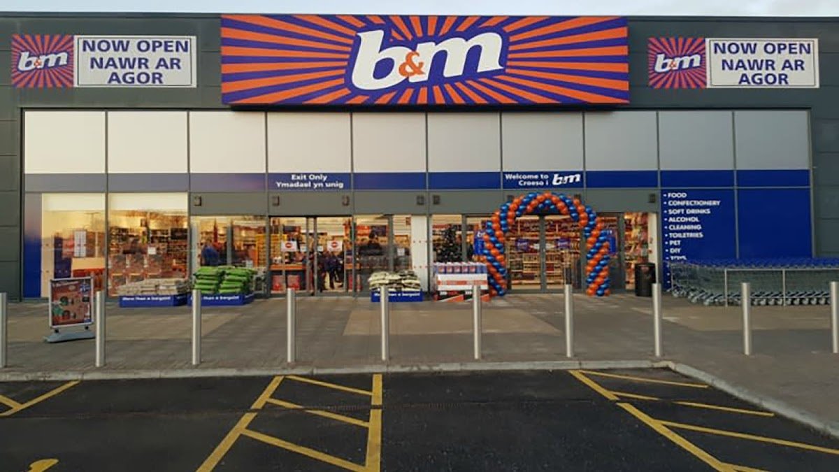 B&M Store - Photo 2