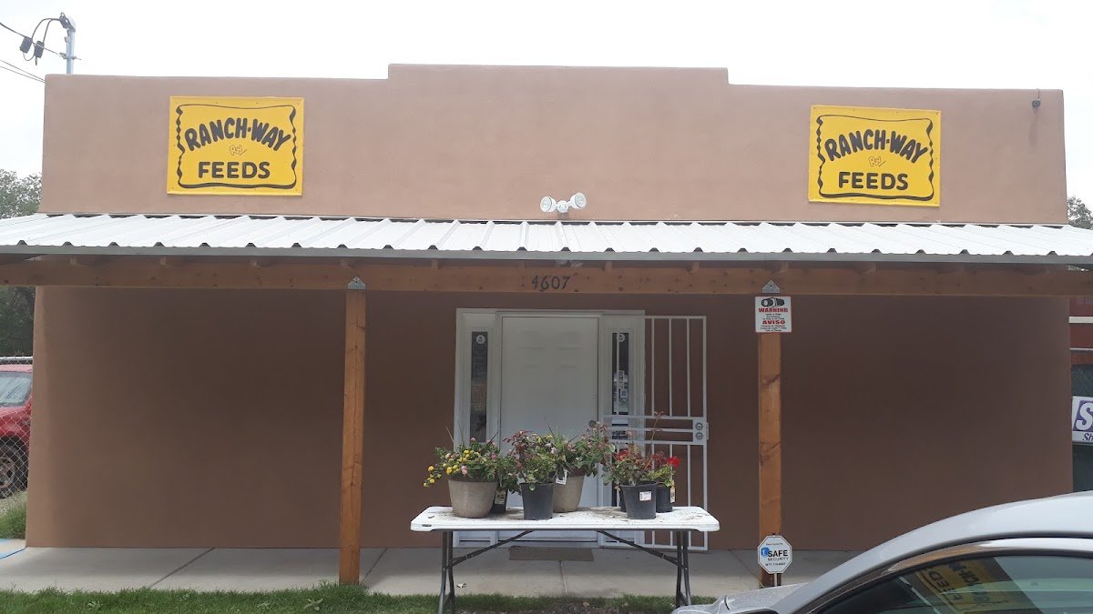 Isleta Feed and Livestock - Photo 2