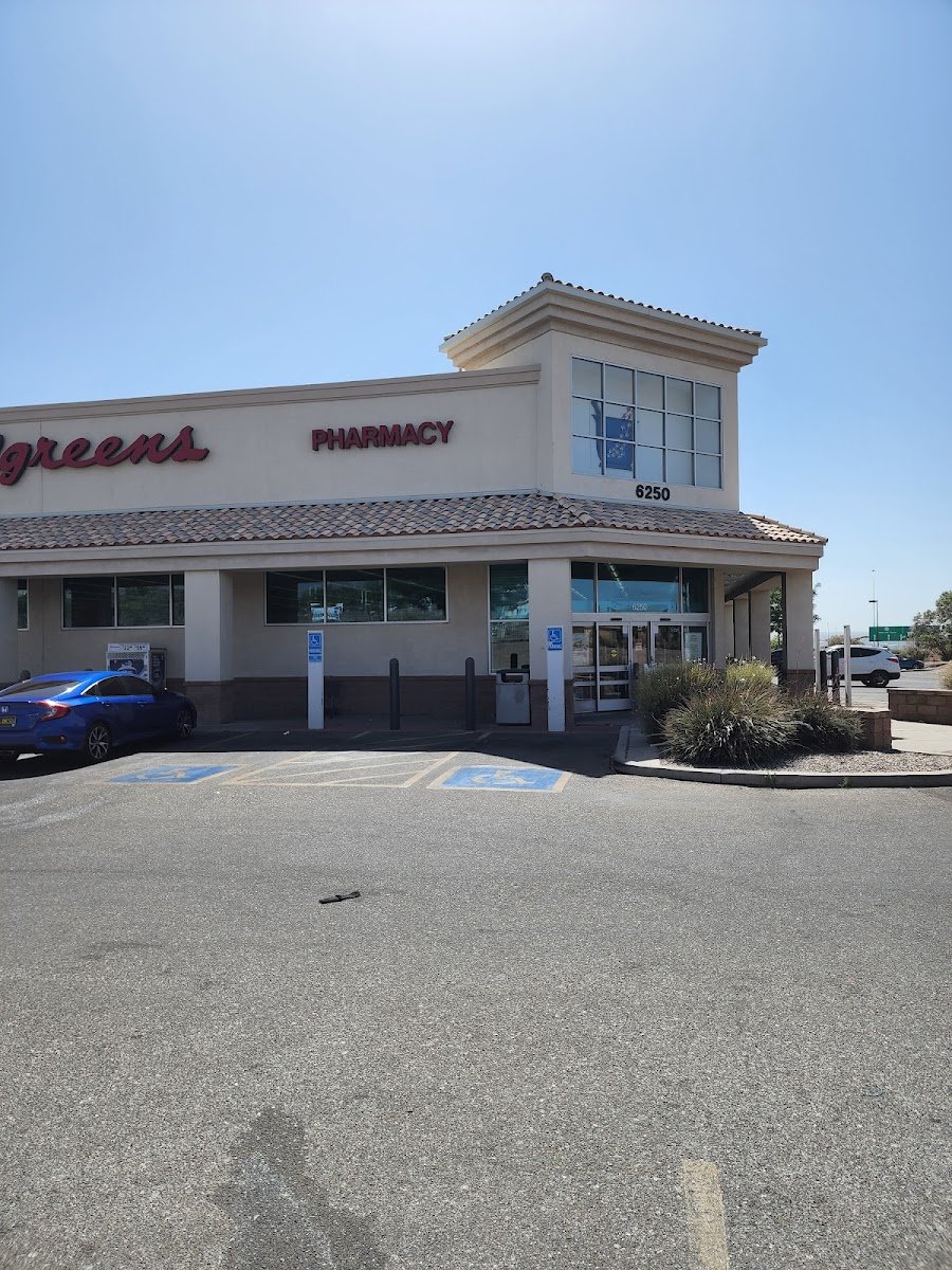 Walgreens - Photo 3