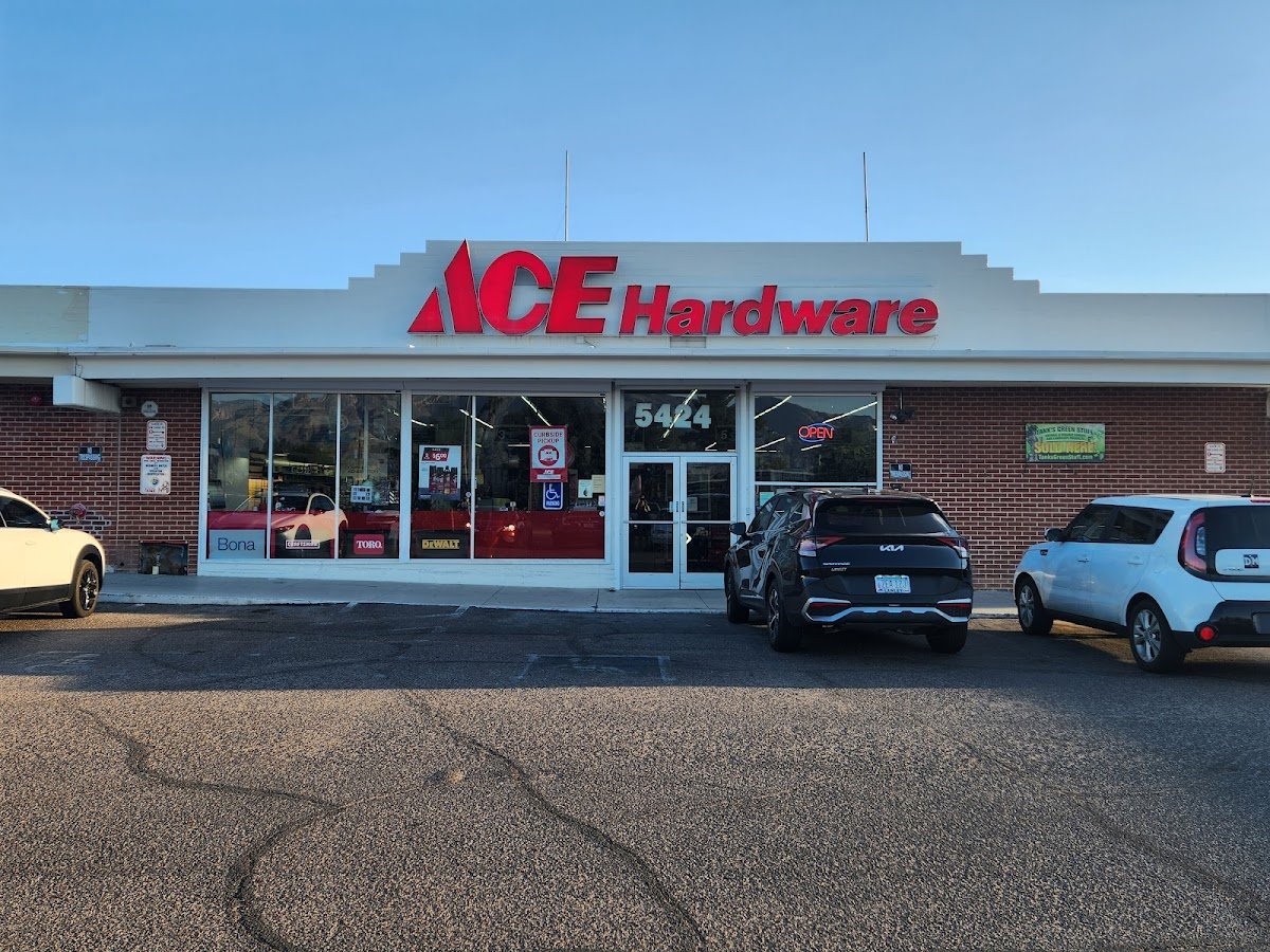 Paul's Ace Hardware - Photo 2