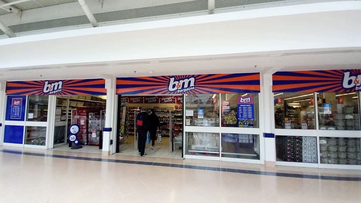 B&M Store - Photo 2