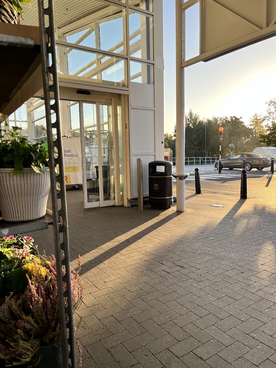 Tesco Extra - Photo 2