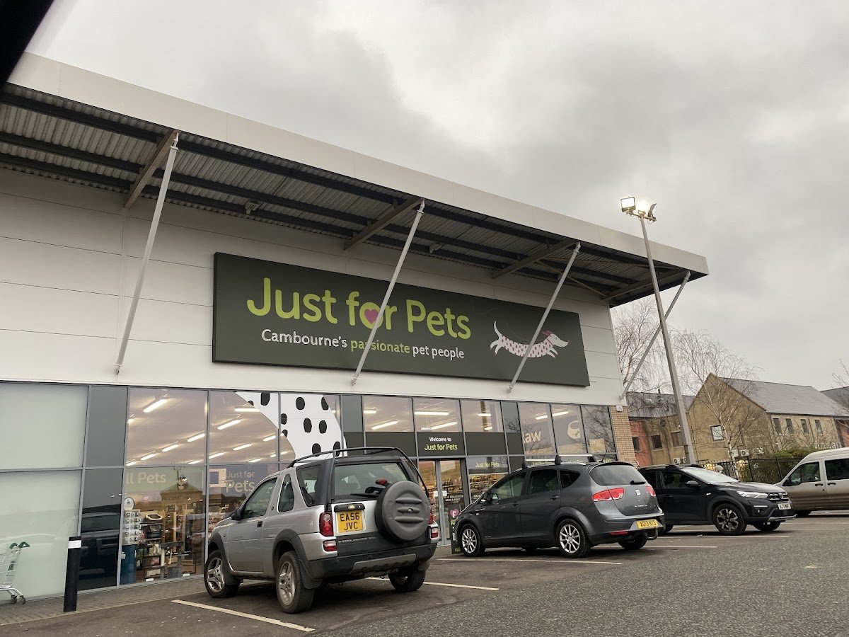 Just for Pets Cambourne - Photo 2