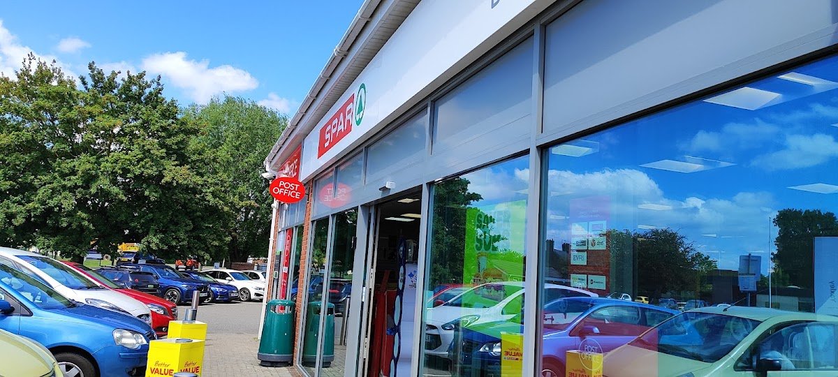SPAR Yaxley - Photo 4