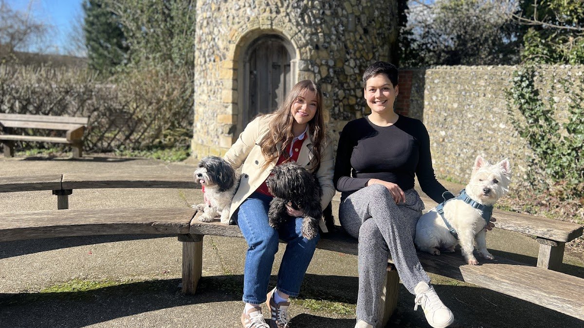 Pets and Places - Photo 2