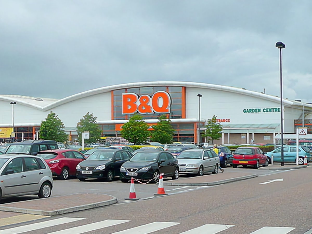TradePoint Gloucester - Photo 2