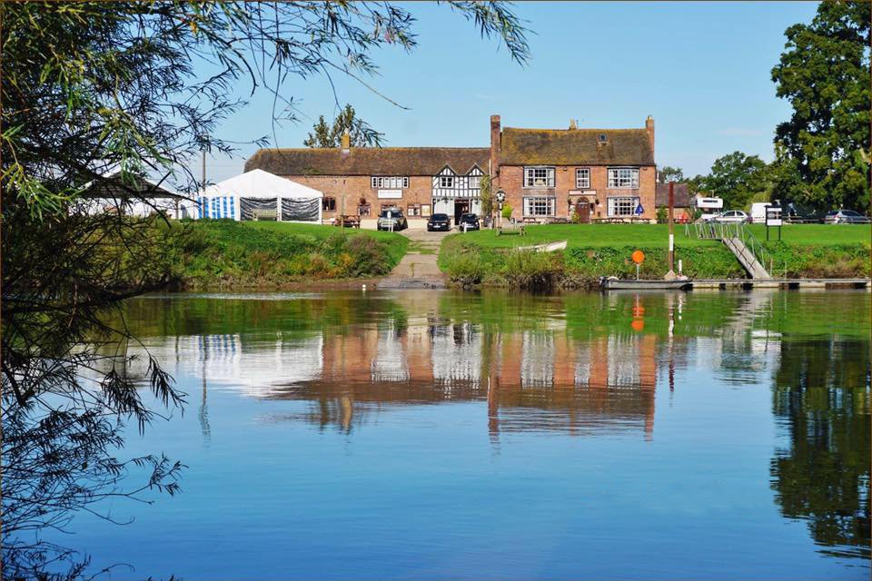 Lower Lode Inn - Photo 5