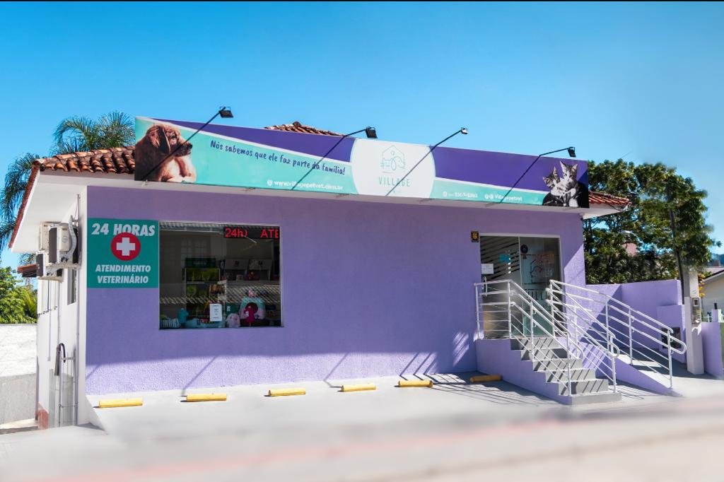 Villa Chandon Pet Store