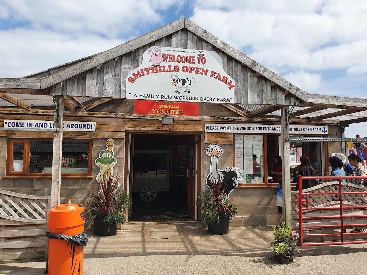 Smithills Open Farm - Photo 3