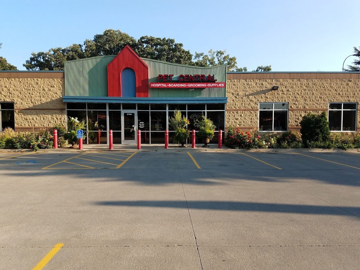 Pet Central Animal Hospital - Photo 2