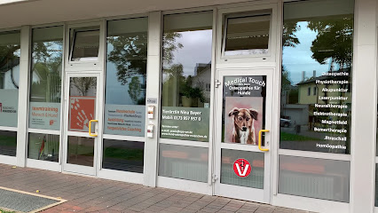 Tierärztliches Augenzentrum München – Dr. Jens Fritsche & Kollegen - Tierhandlung in München