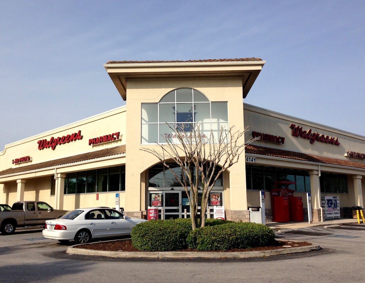 Walgreens - Photo 3